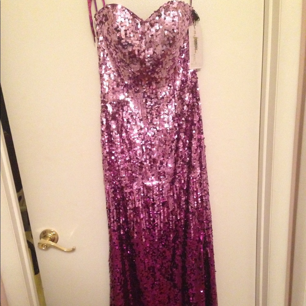 Pageant gown never worn orig price: $358 NWT